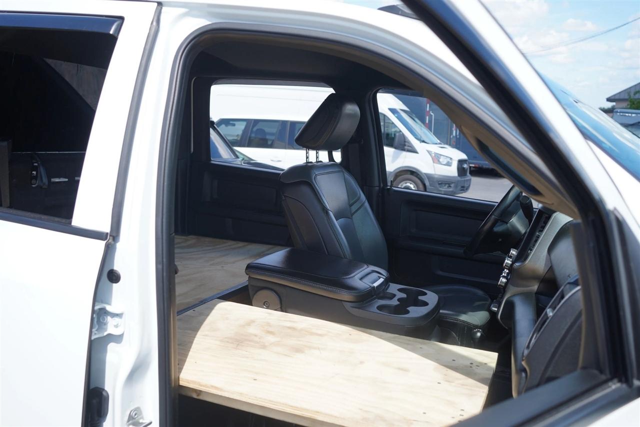 RAM 3500 Tradesman Crew Cab 4WD DRW 2024