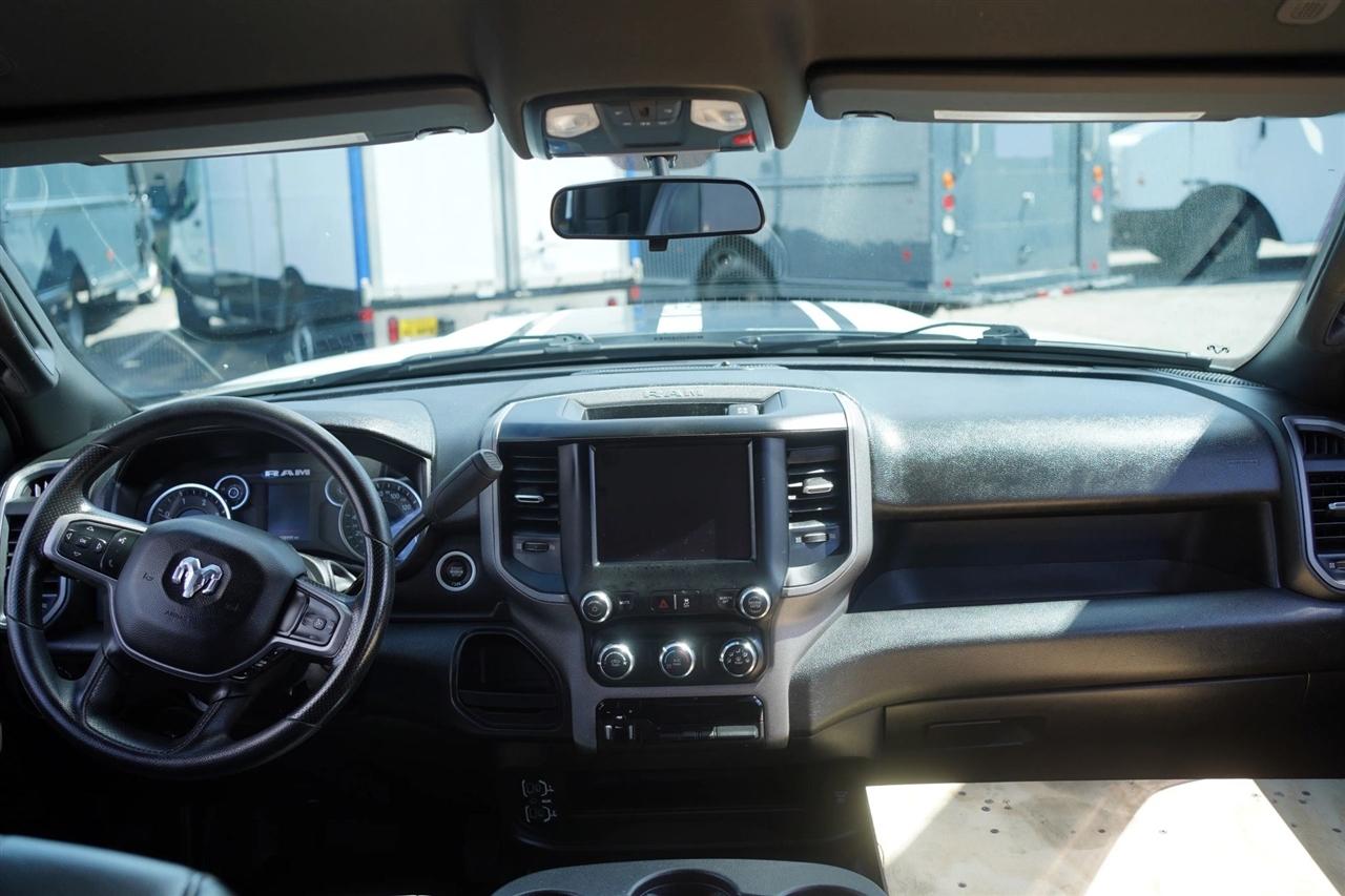 RAM 3500 Tradesman Crew Cab 4WD DRW 2024