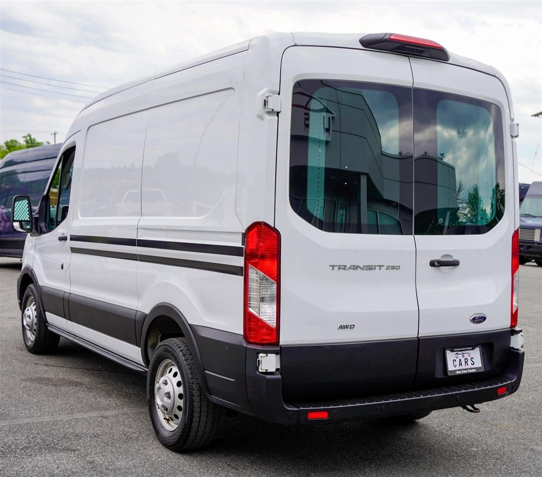 Ford Transit 250 Van Med. Roof w/Sliding Pass. 148-in. WB 2020