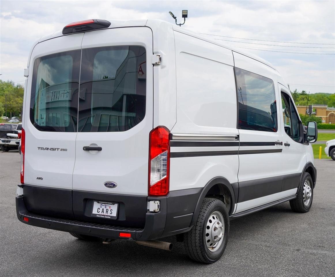 Ford Transit 250 Van Med. Roof w/Sliding Pass. 148-in. WB 2020