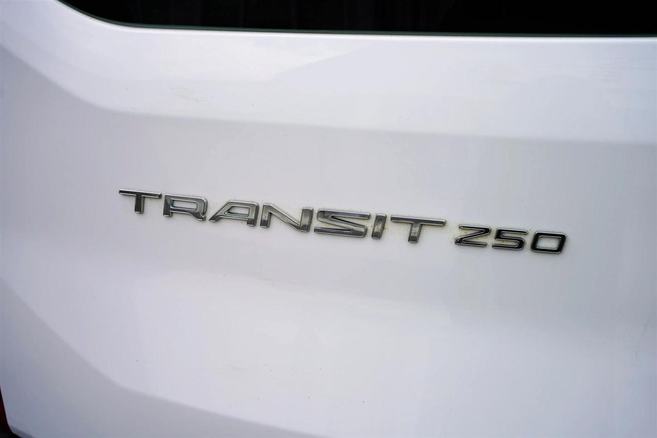Ford Transit 250 Van Med. Roof w/Sliding Pass. 148-in. WB 2020