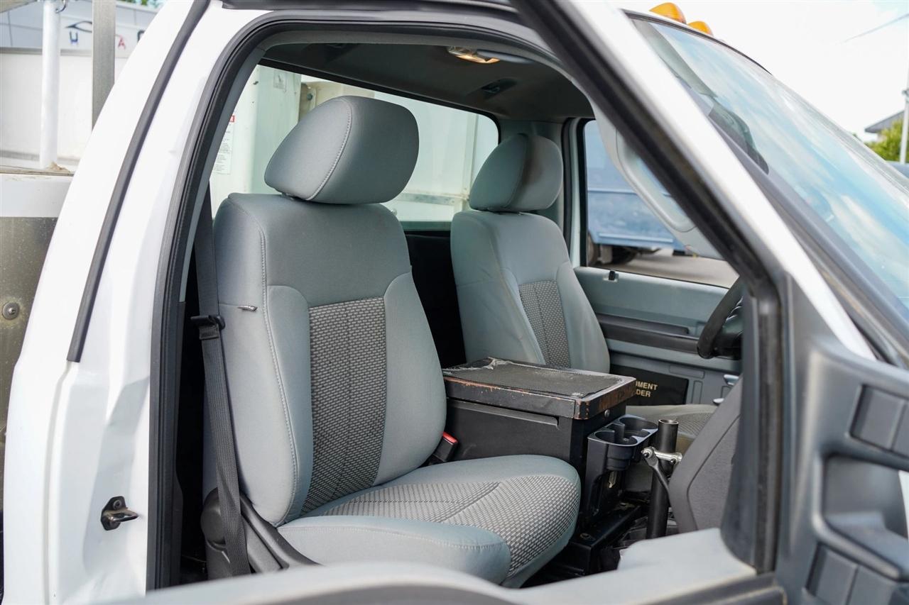 Ford F-450 SD Regular Cab DRW 2WD 2015