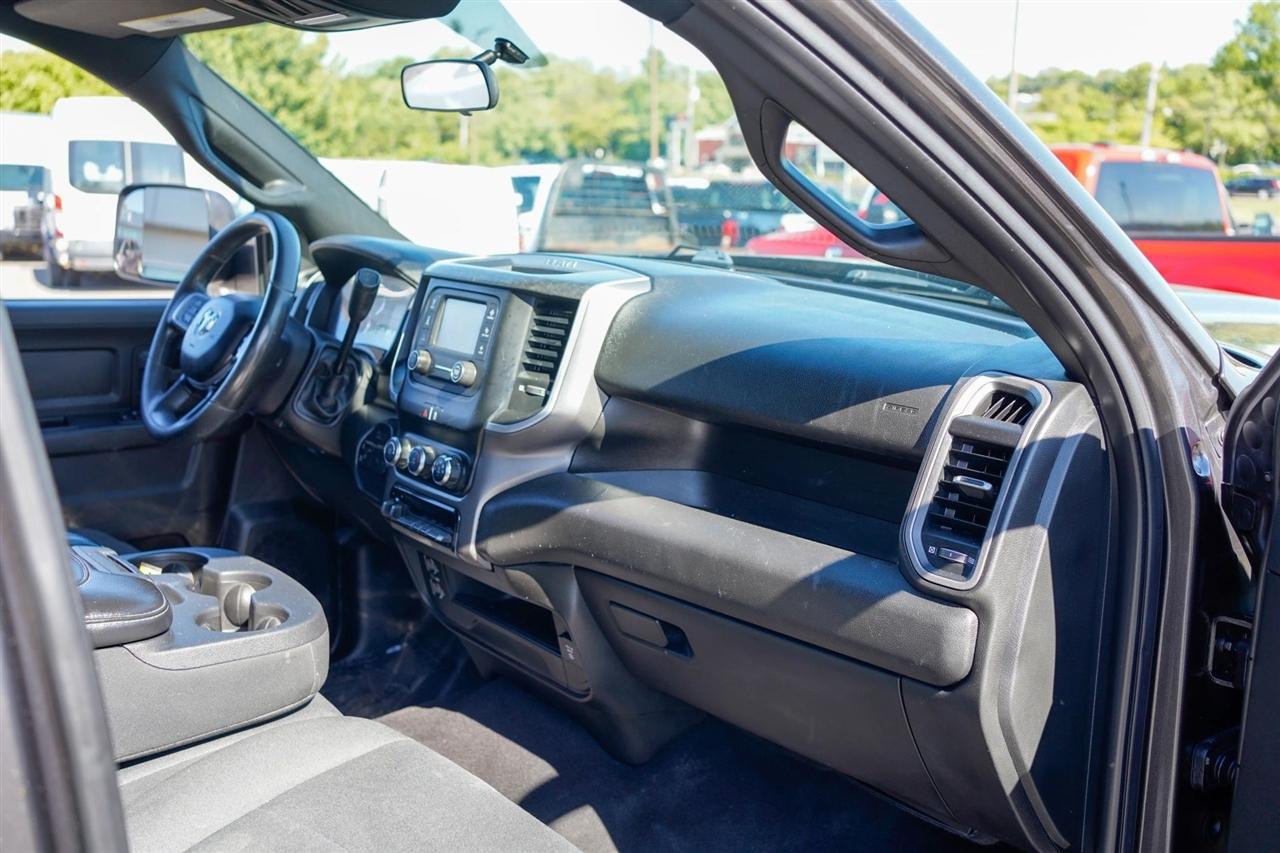 RAM 3500 Tradesman Crew Cab 4WD DRW 2021