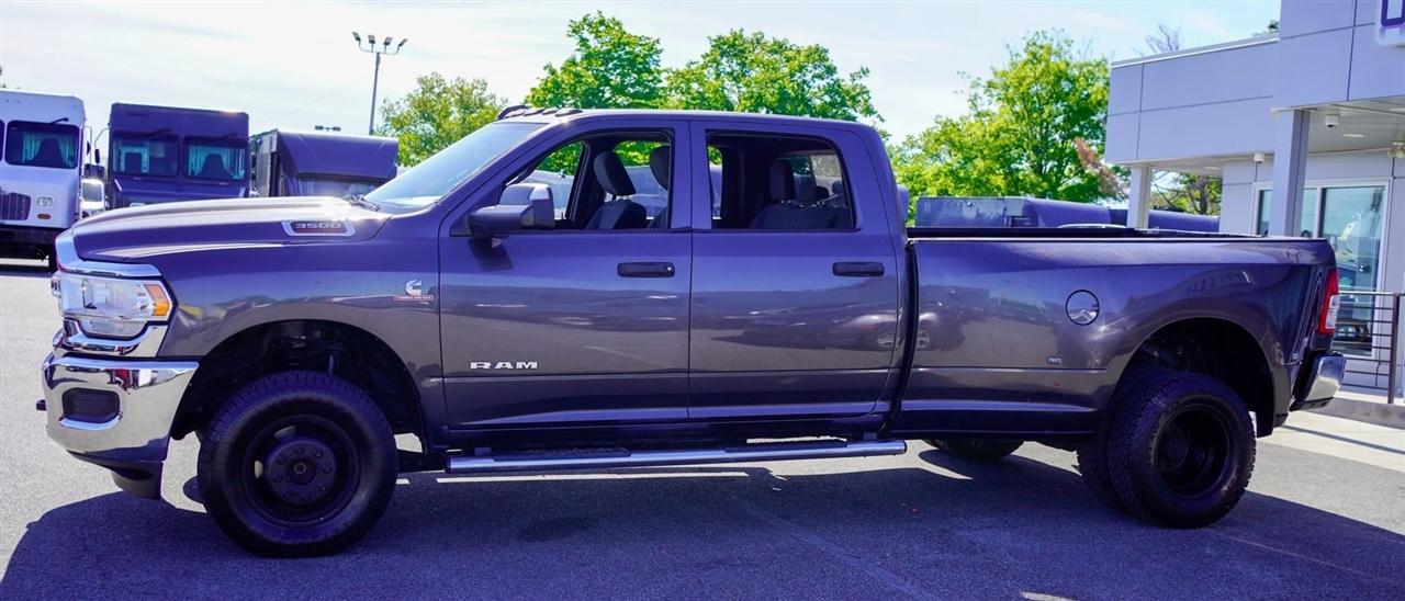 RAM 3500 Tradesman Crew Cab 4WD DRW 2021