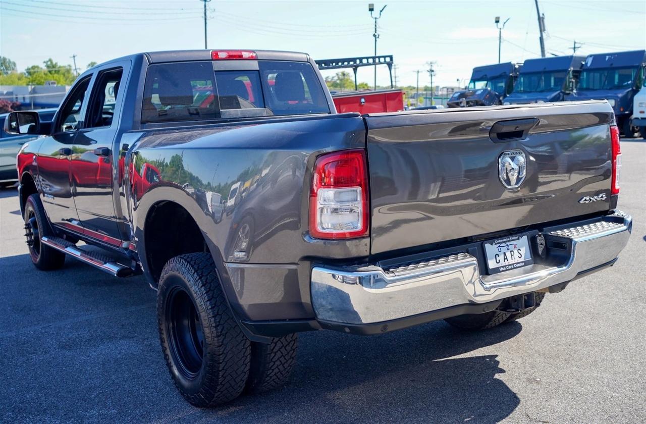 RAM 3500 Tradesman Crew Cab 4WD DRW 2021