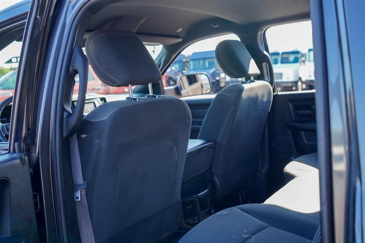 RAM 3500 Tradesman Crew Cab 4WD DRW 2021