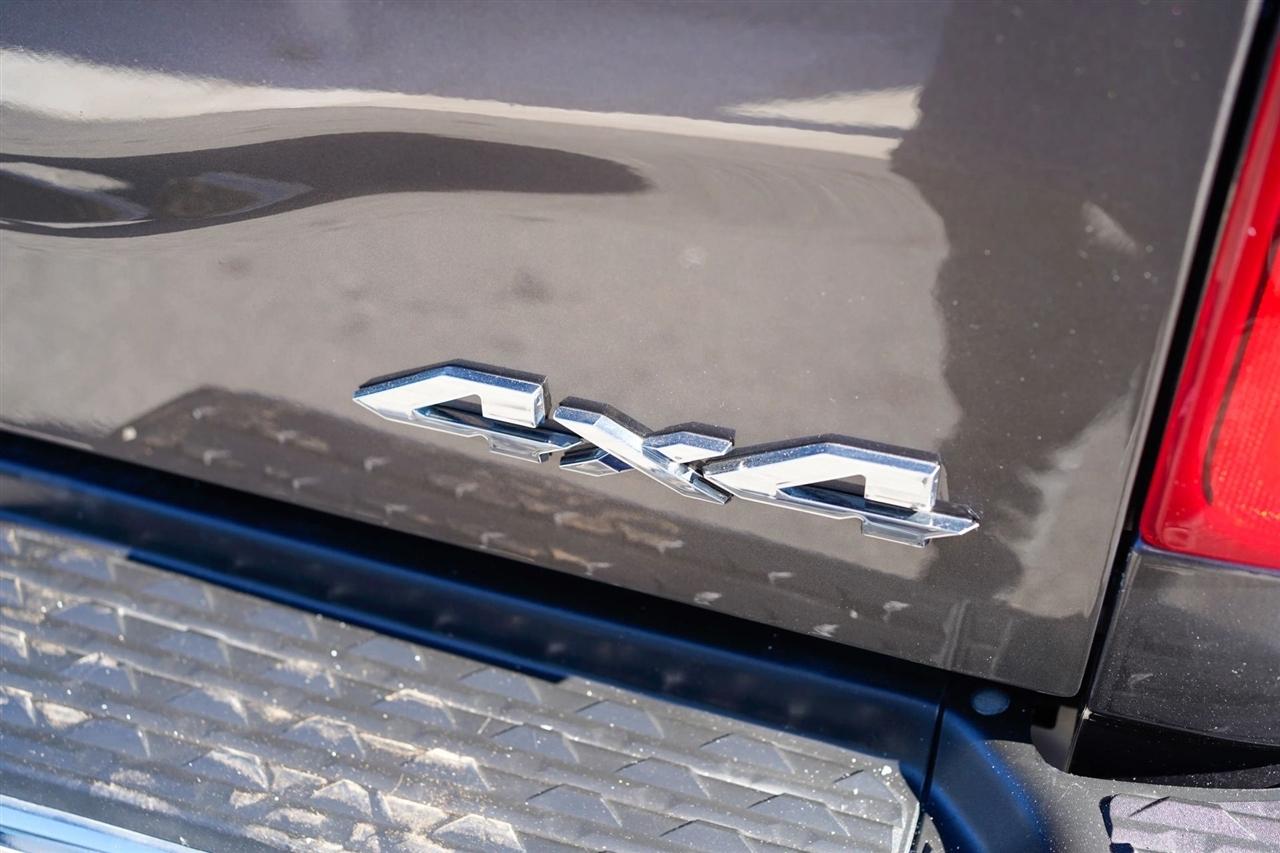 RAM 3500 Tradesman Crew Cab 4WD DRW 2021