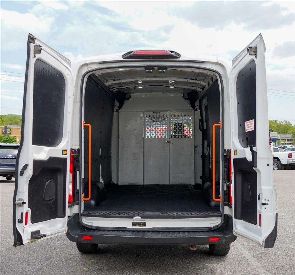 Ford Transit 150 Van Med. Roof w/Sliding Pass. 148-in. WB 2019