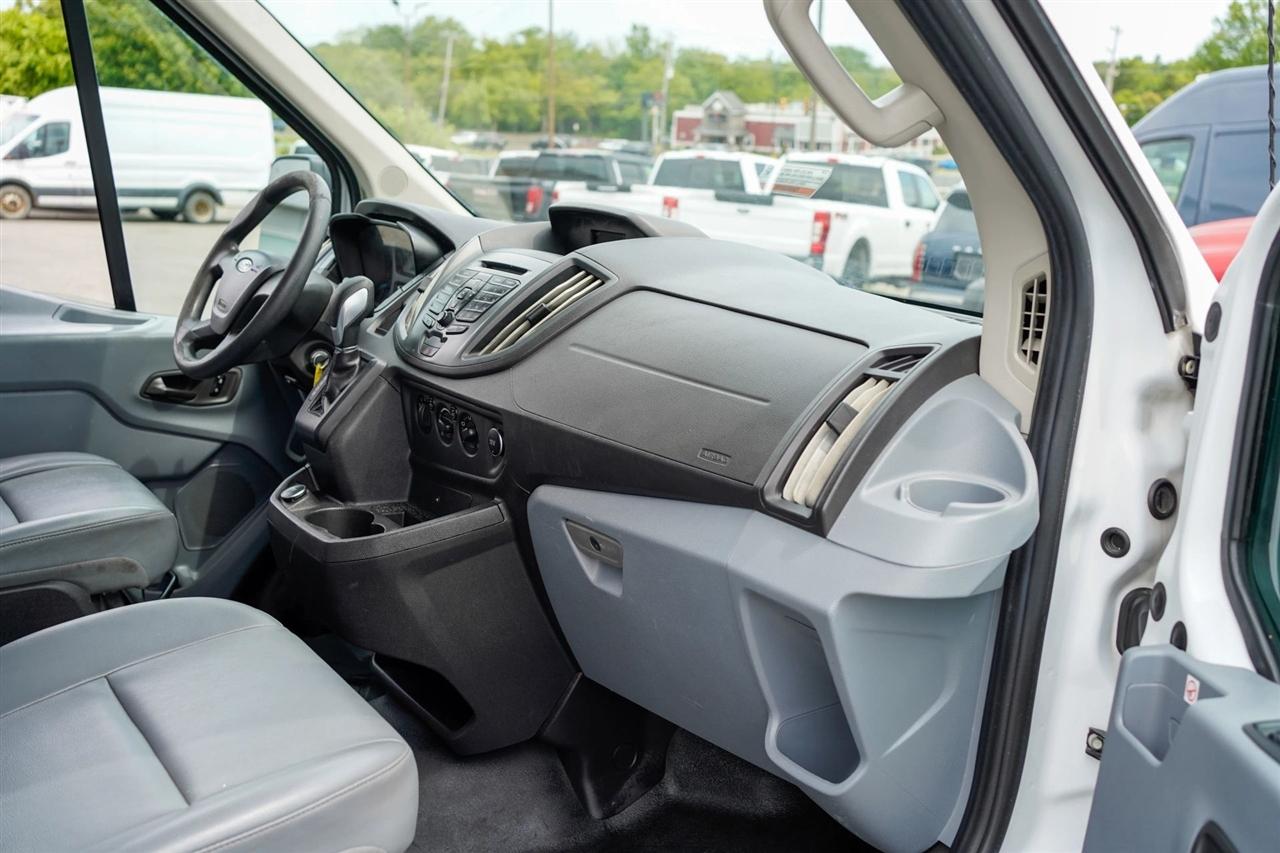 Ford Transit 150 Van Med. Roof w/Sliding Pass. 148-in. WB 2019