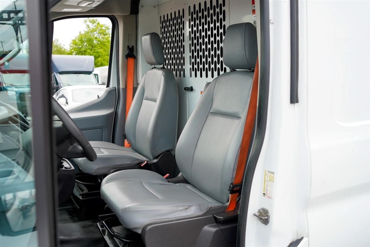 Ford Transit 150 Van Med. Roof w/Sliding Pass. 148-in. WB 2019