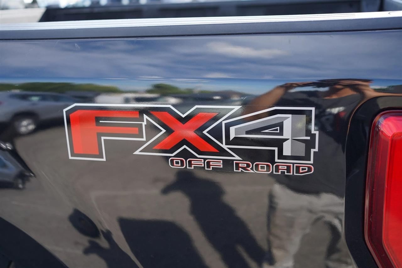Ford F-250 SD Lariat Crew Cab 4WD 2019