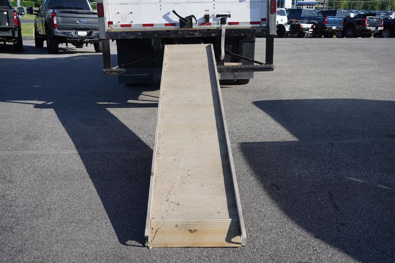 Ford F-550 Regular Cab DRW 4WD 2020