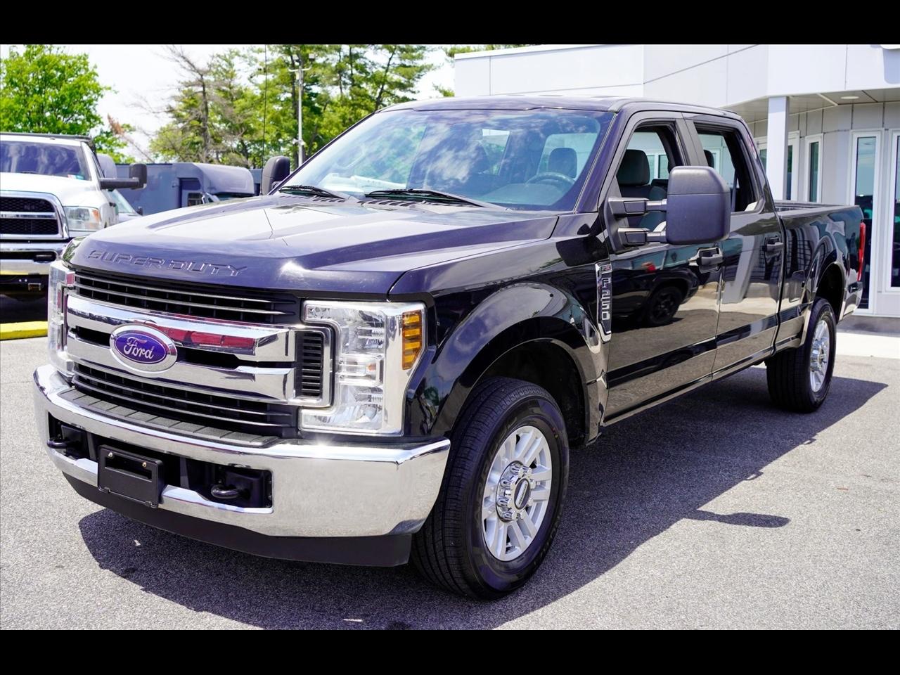 Ford F-250 SD XL Crew Cab 2WD 2018