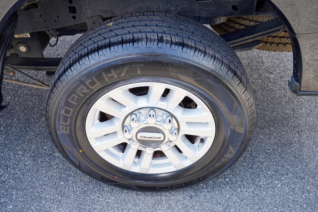 Ford F-250 SD XL Crew Cab 2WD 2018