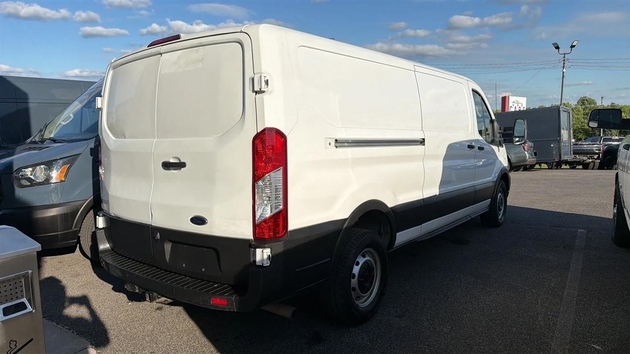 Ford Transit 250 Van Low Roof w/Sliding Pass. 130-in. WB 2021