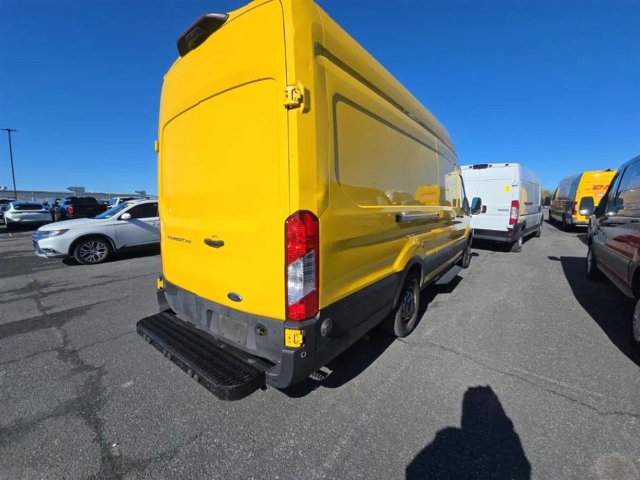 Ford Transit 250 Van High Roof w/Sliding Pass. 148-in. WB EL 2021