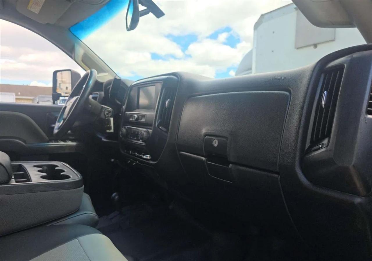 Chevrolet Silverado 3500HD Work Truck Crew Cab 4WD 2016