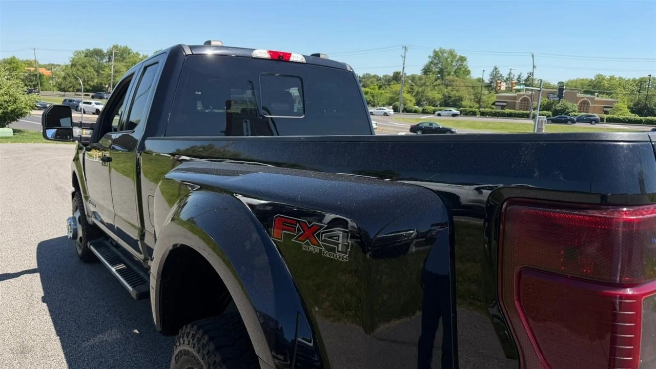 Ford F-350 SD Lariat SuperCab Long Bed 4WD DRW 2020