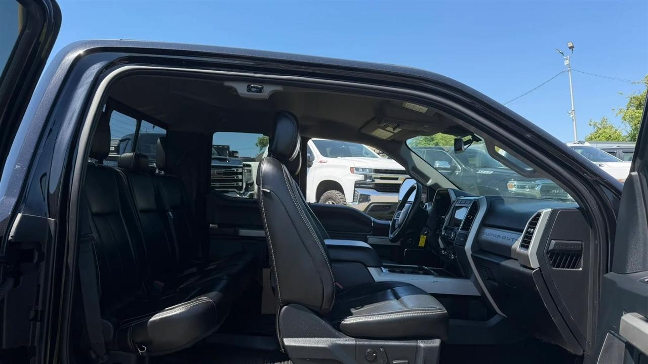 Ford F-350 SD Lariat SuperCab Long Bed 4WD DRW 2020