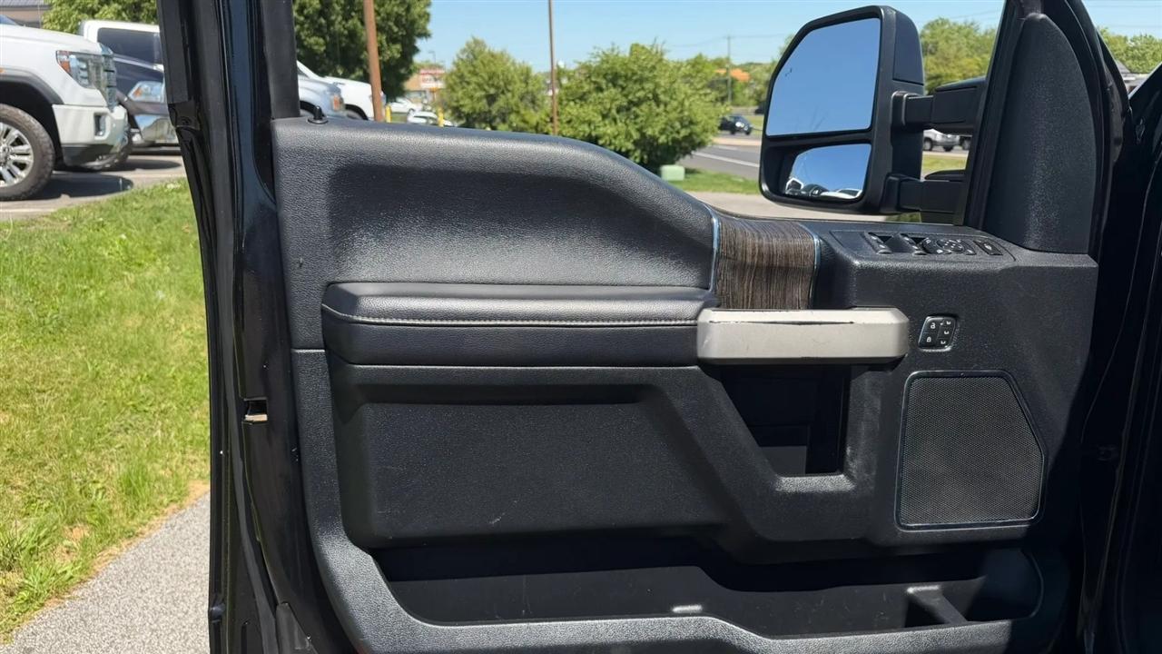 Ford F-350 SD Lariat SuperCab Long Bed 4WD DRW 2020