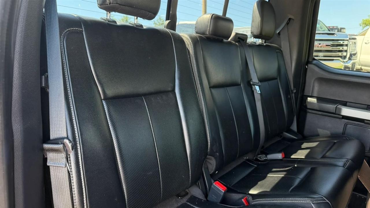 Ford F-350 SD Lariat SuperCab Long Bed 4WD DRW 2020