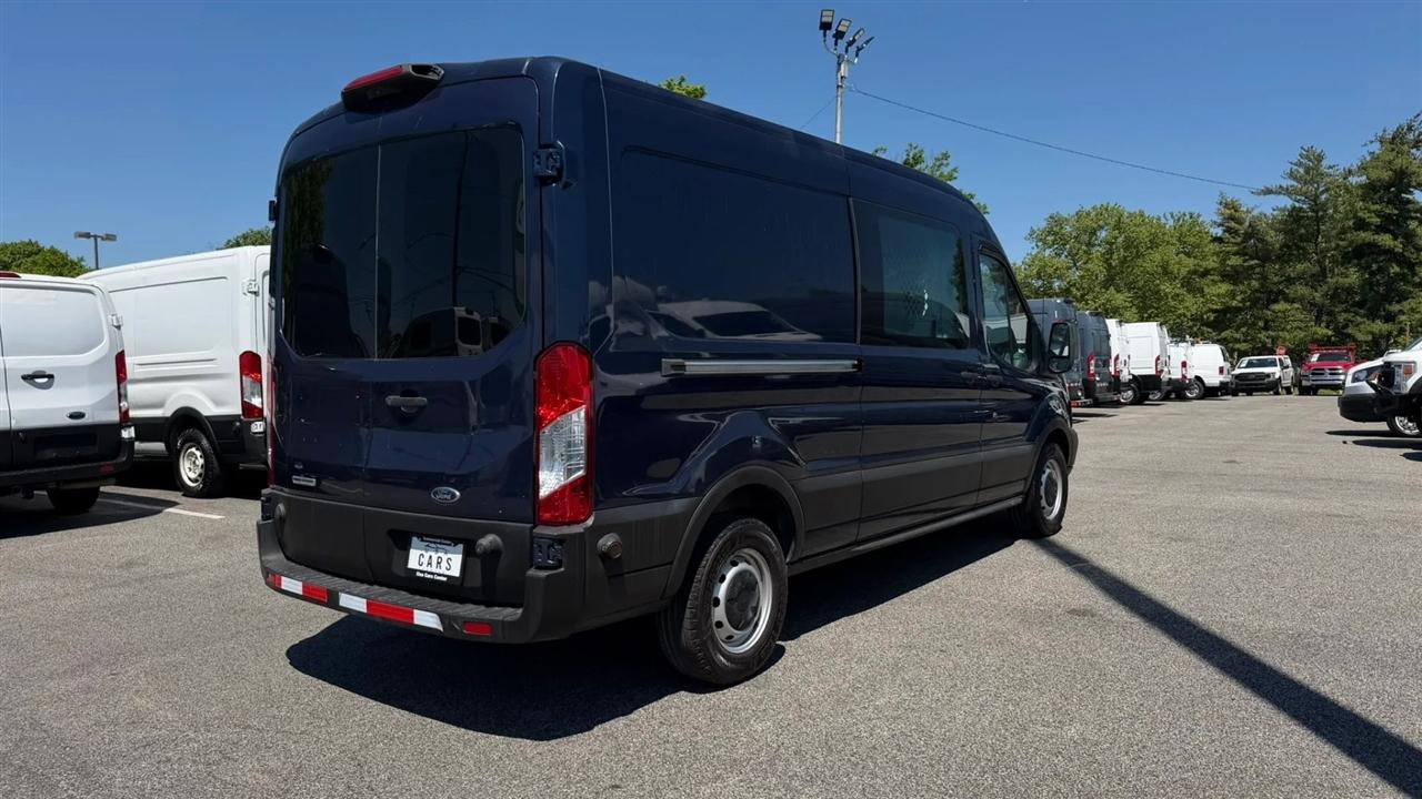 Ford Transit 250 Van Med. Roof w/Sliding Pass. 148-in. WB 2019