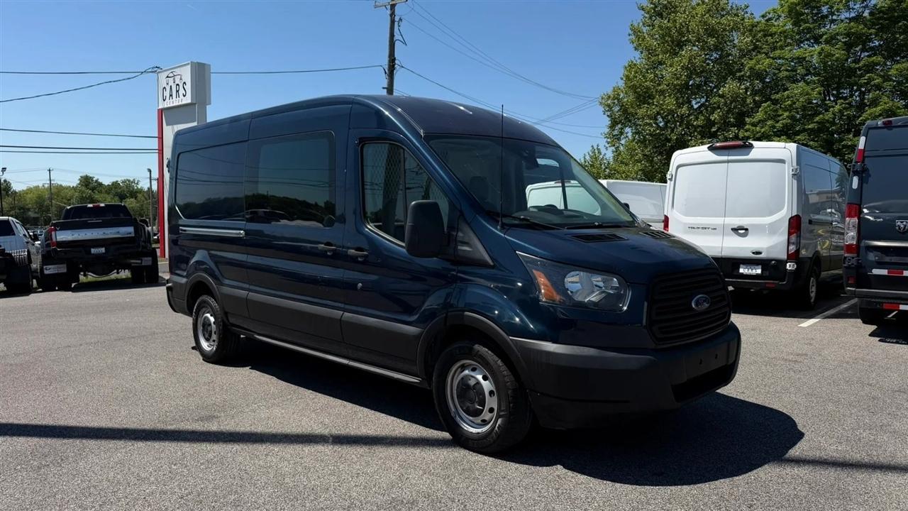 Ford Transit 250 Van Med. Roof w/Sliding Pass. 148-in. WB 2019