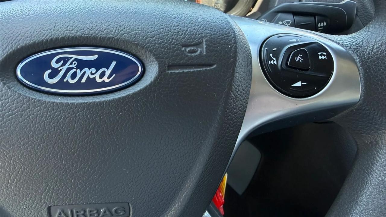Ford Transit 250 Van Med. Roof w/Sliding Pass. 148-in. WB 2019