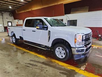 2025 Ford F-250 SD XLT Crew Cab 4WD