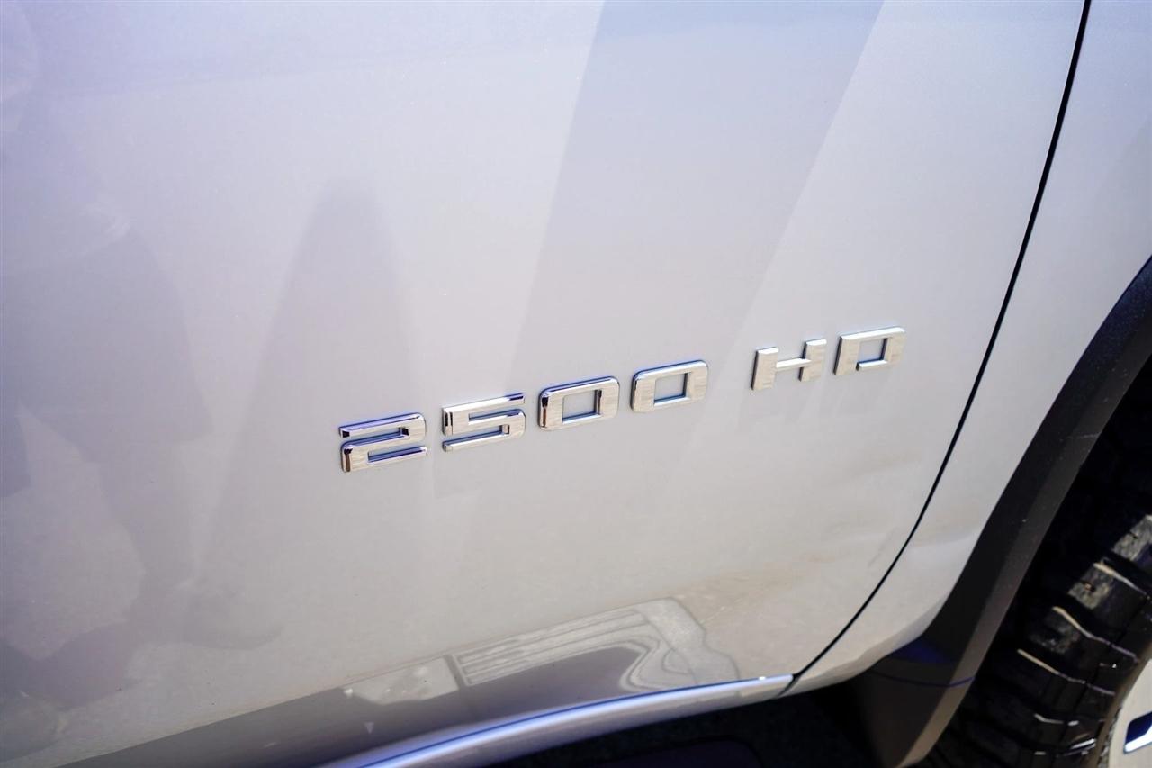 Chevrolet Silverado 2500HD Custom Crew Cab Long Box 4WD 2021