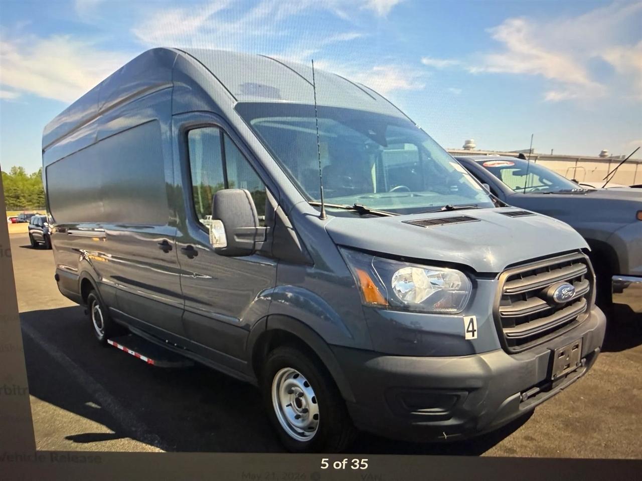 Ford Transit 250 Van High Roof w/Sliding Pass. 148-in. WB EL 2020