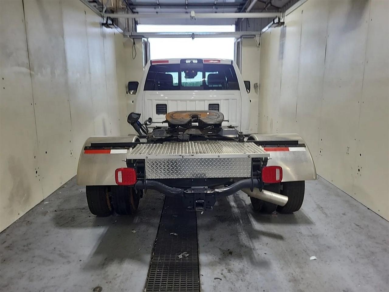 RAM 3500 Tradesman Crew Cab 4WD DRW 2025