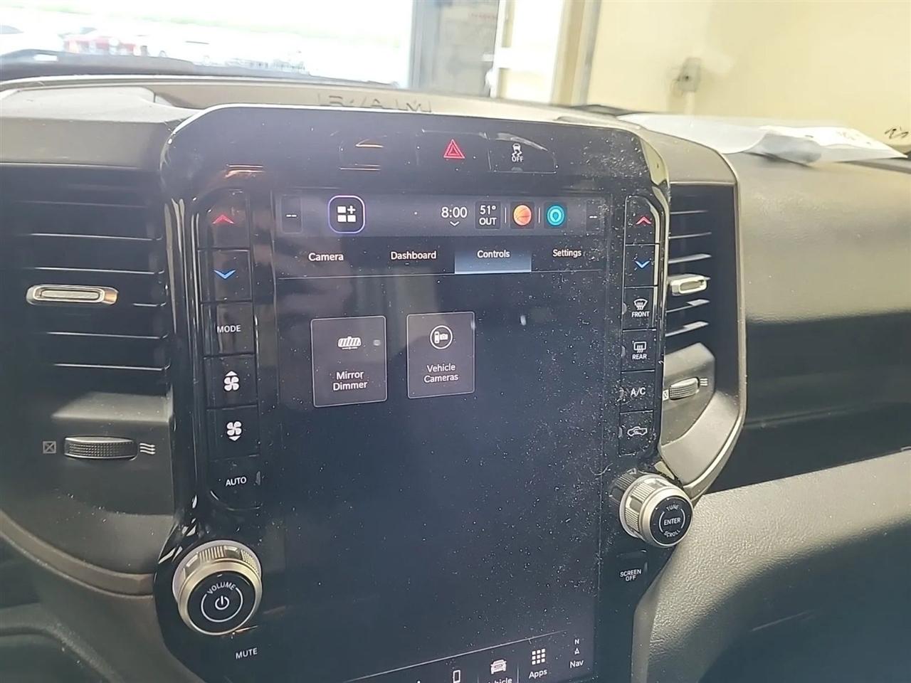 RAM 3500 Tradesman Crew Cab 4WD DRW 2025