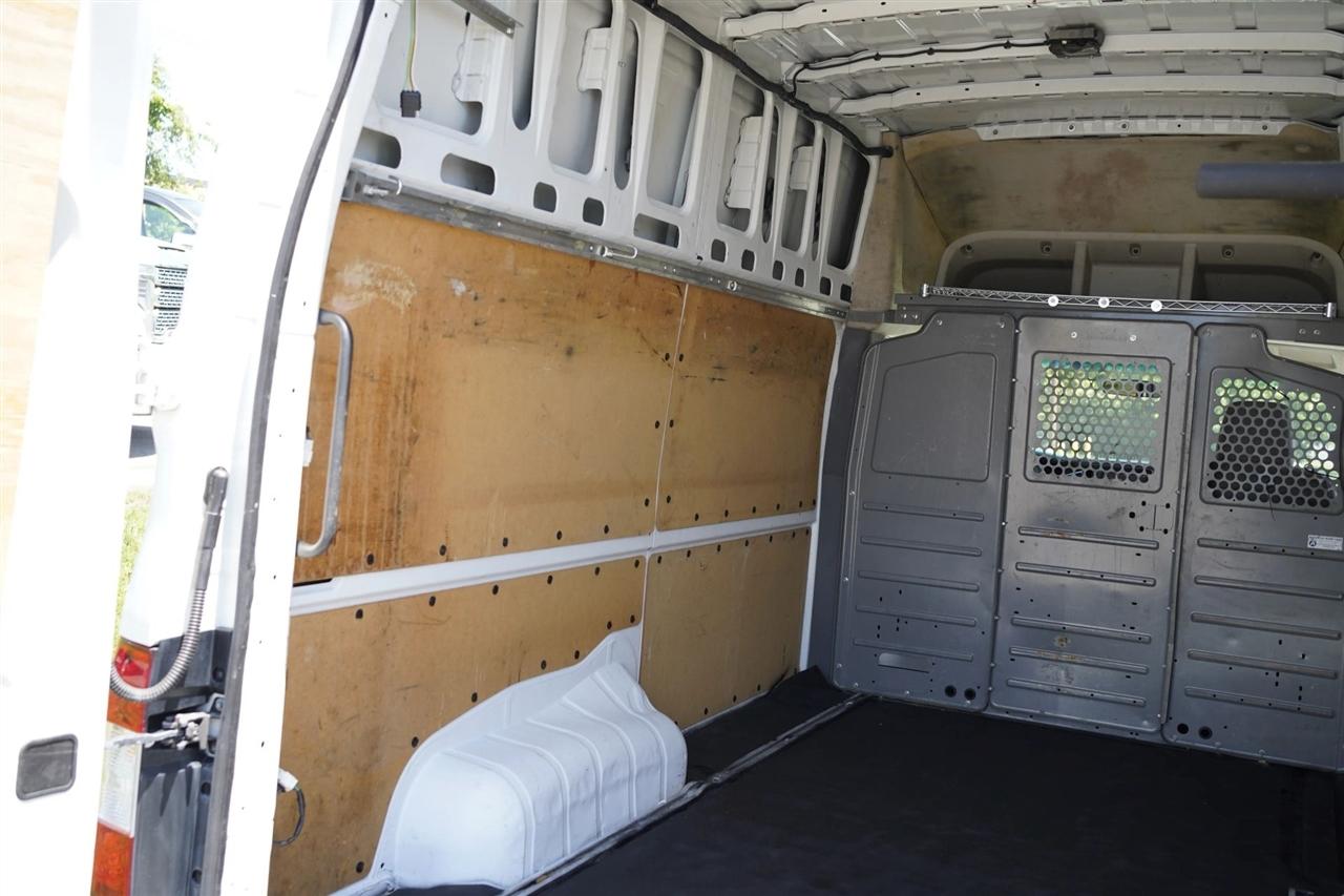 Nissan NV Cargo 2500 HD SV V6 High Roof 2019