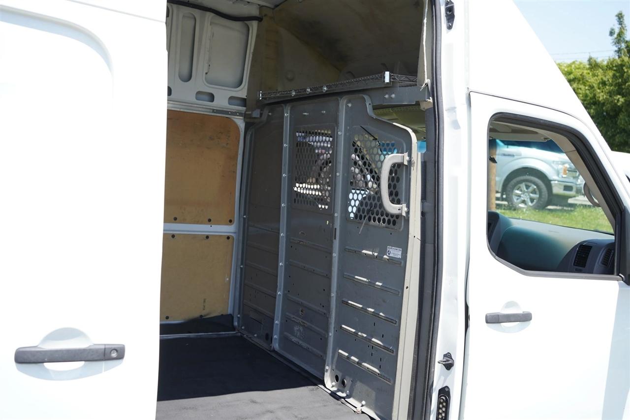 Nissan NV Cargo 2500 HD SV V6 High Roof 2019