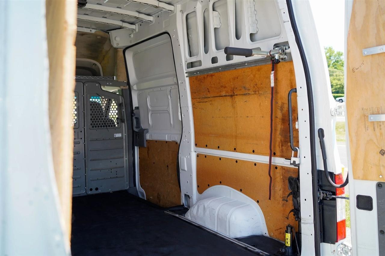 Nissan NV Cargo 2500 HD SV V6 High Roof 2019