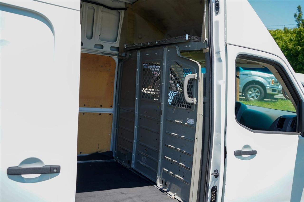 Nissan NV Cargo 2500 HD SV V6 High Roof 2019