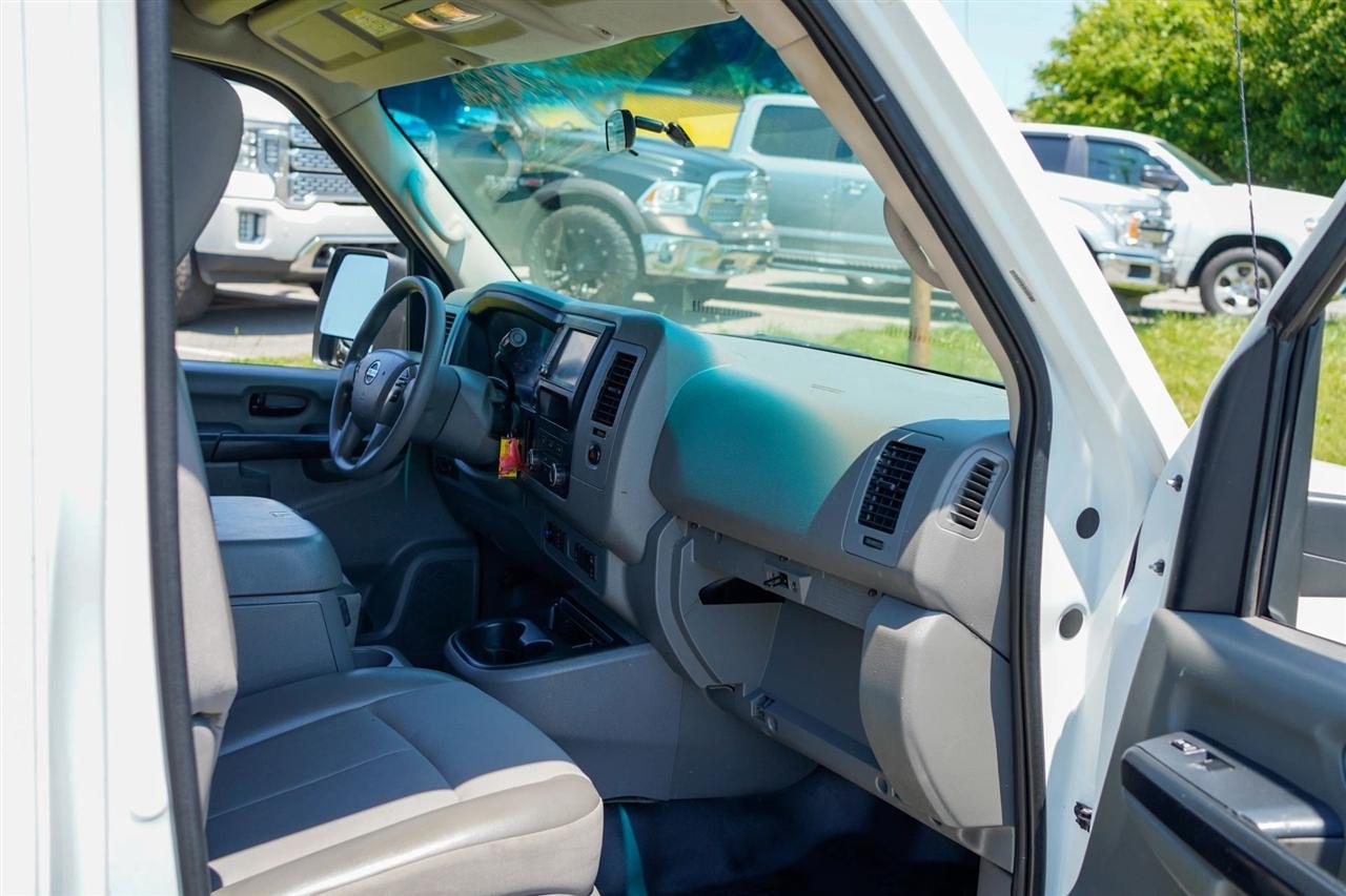 Nissan NV Cargo 2500 HD SV V6 High Roof 2019