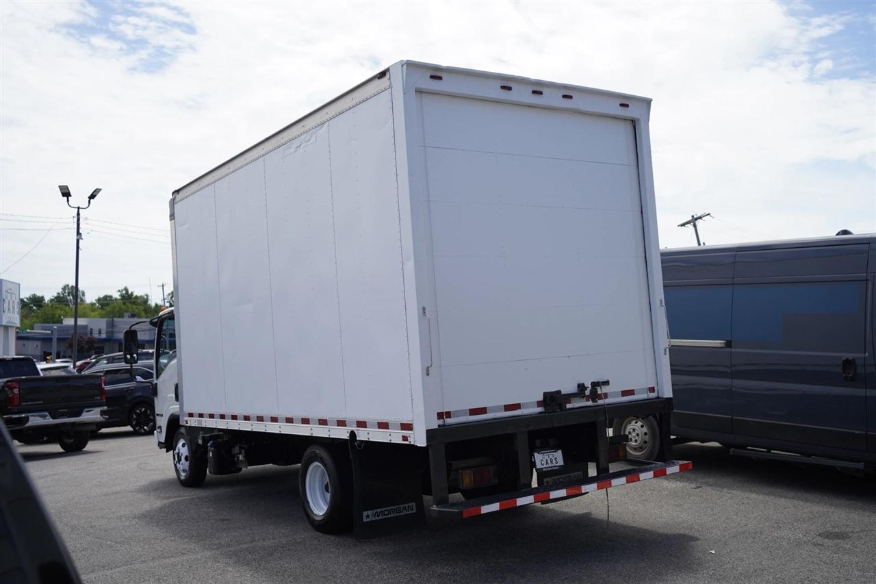 Isuzu NPR  2019