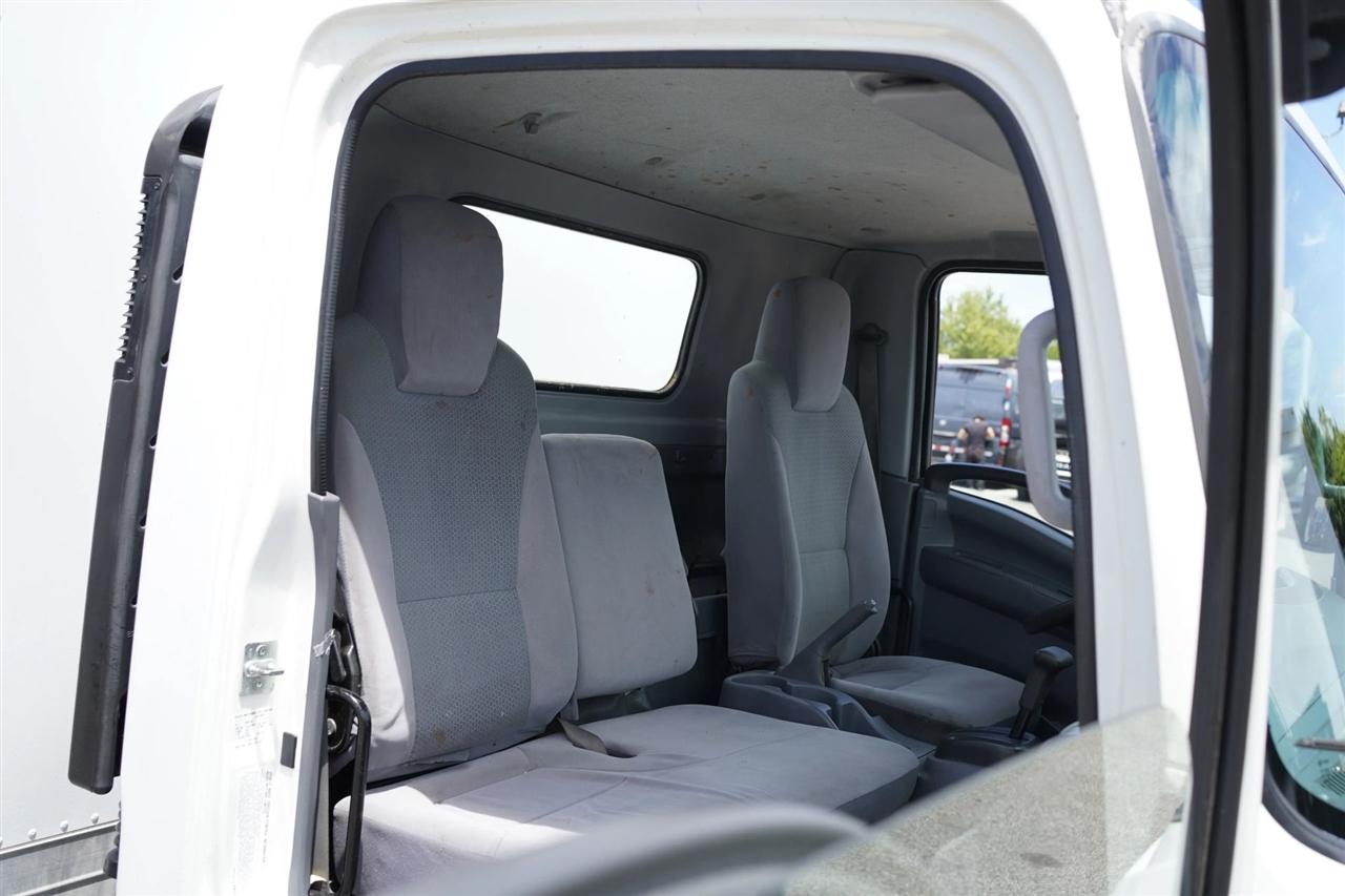 Isuzu NPR  2019