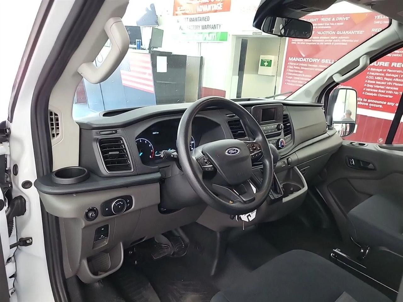 Ford Transit 250 Van 2024