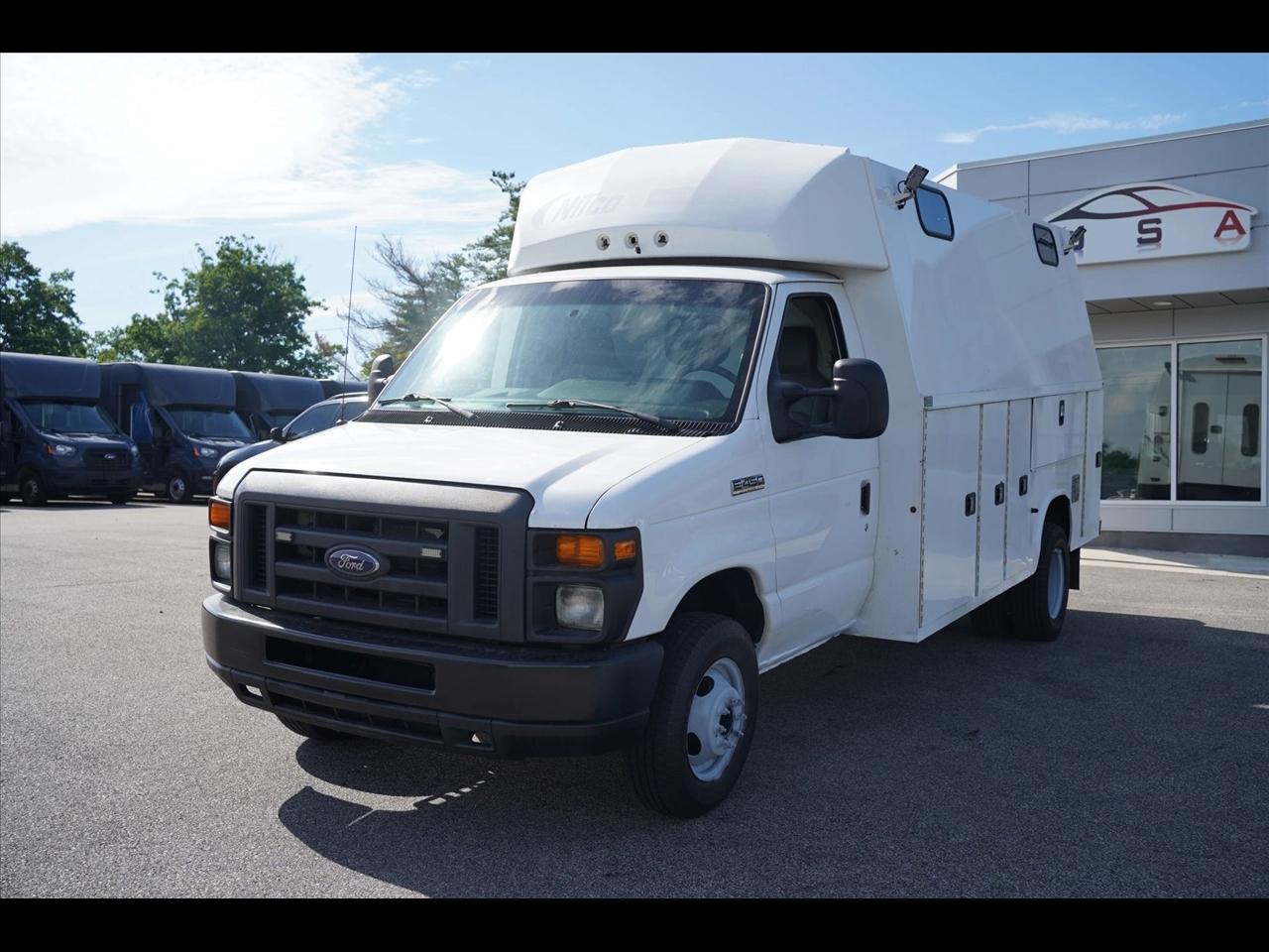 Ford Econoline E450 2016