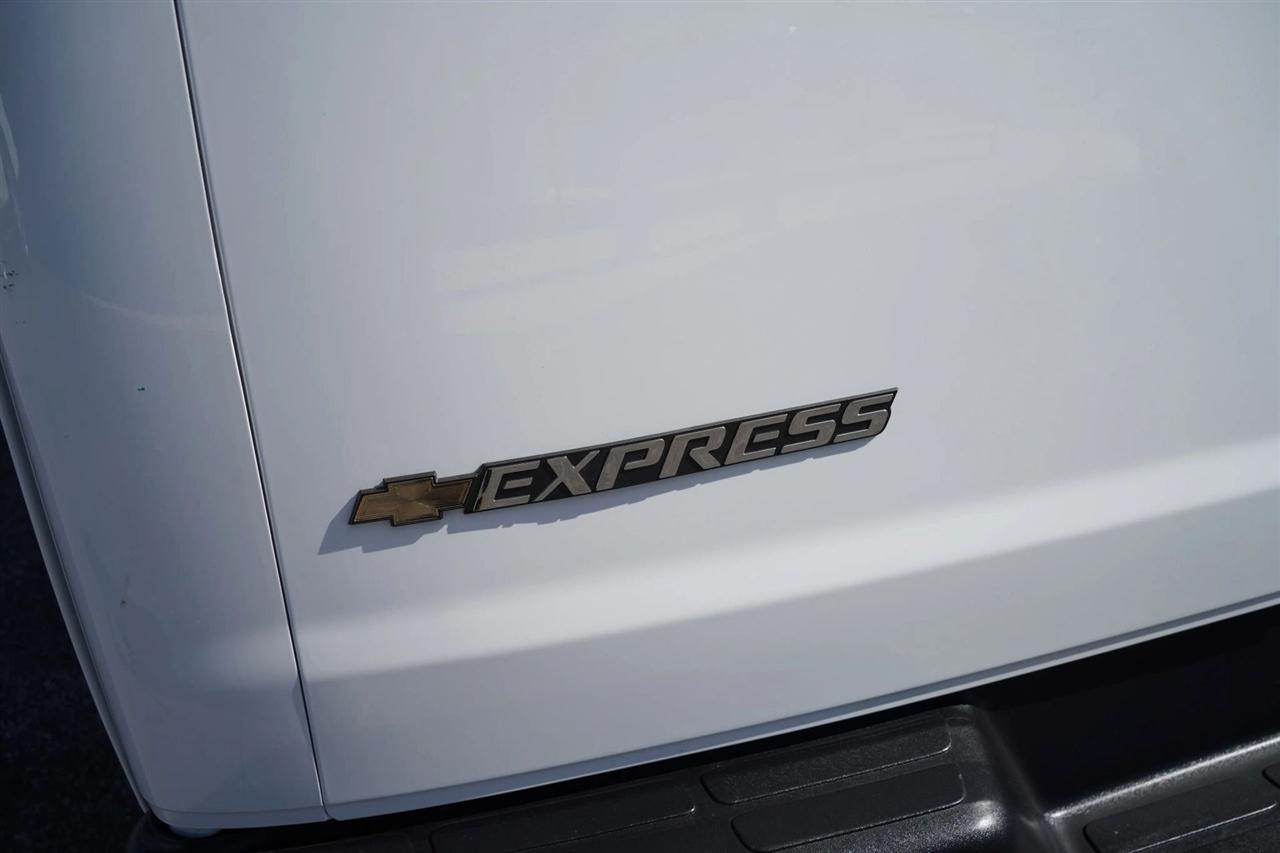 Chevrolet Express 2500 Cargo 2025