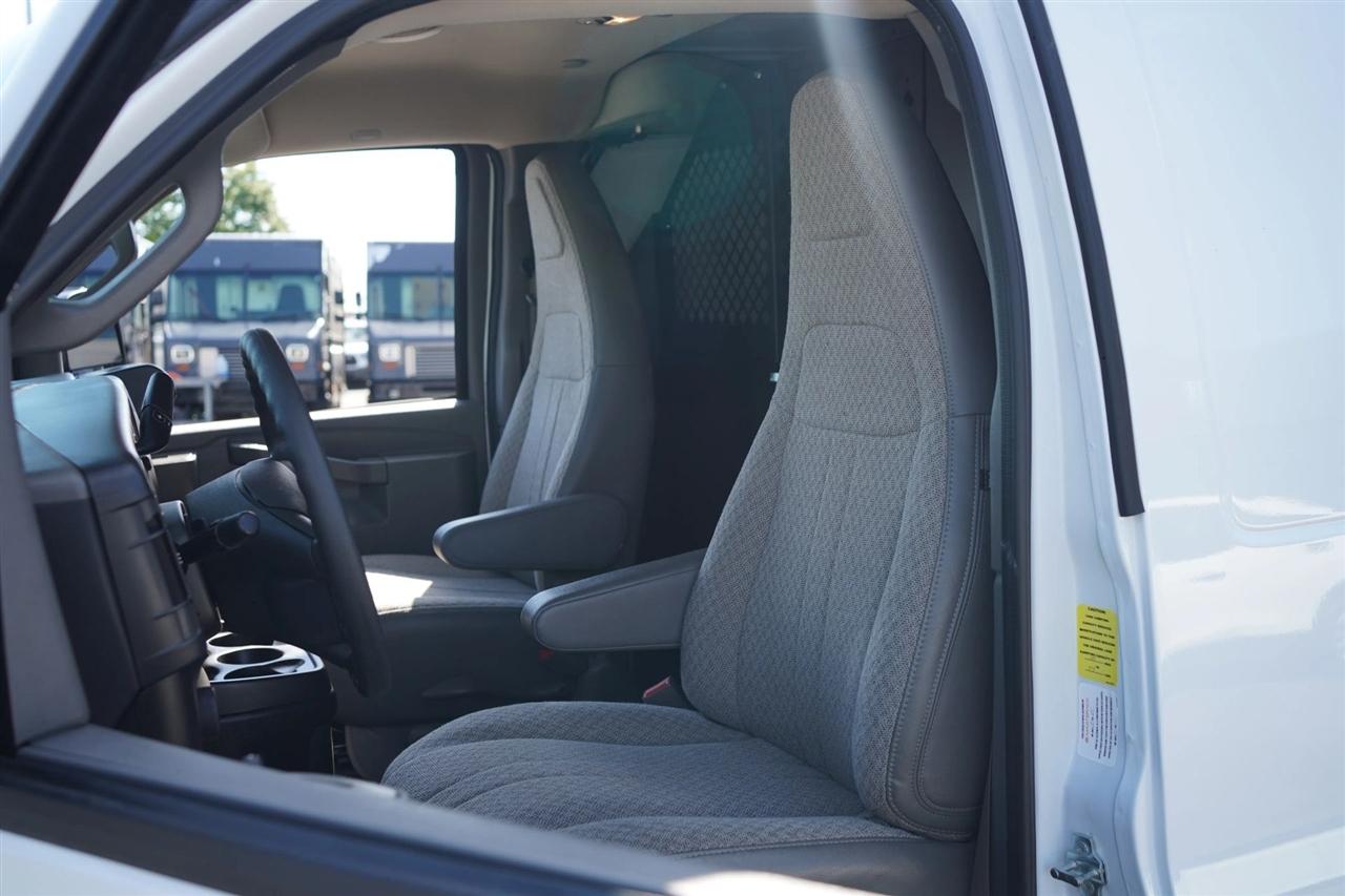 Chevrolet Express 2500 Cargo 2025