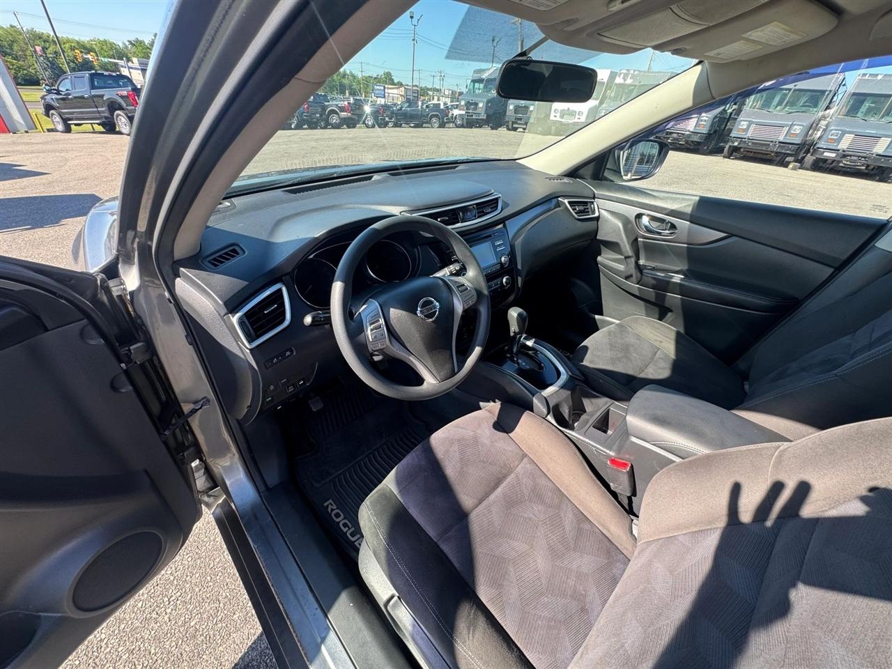 Nissan Rogue S AWD 2015