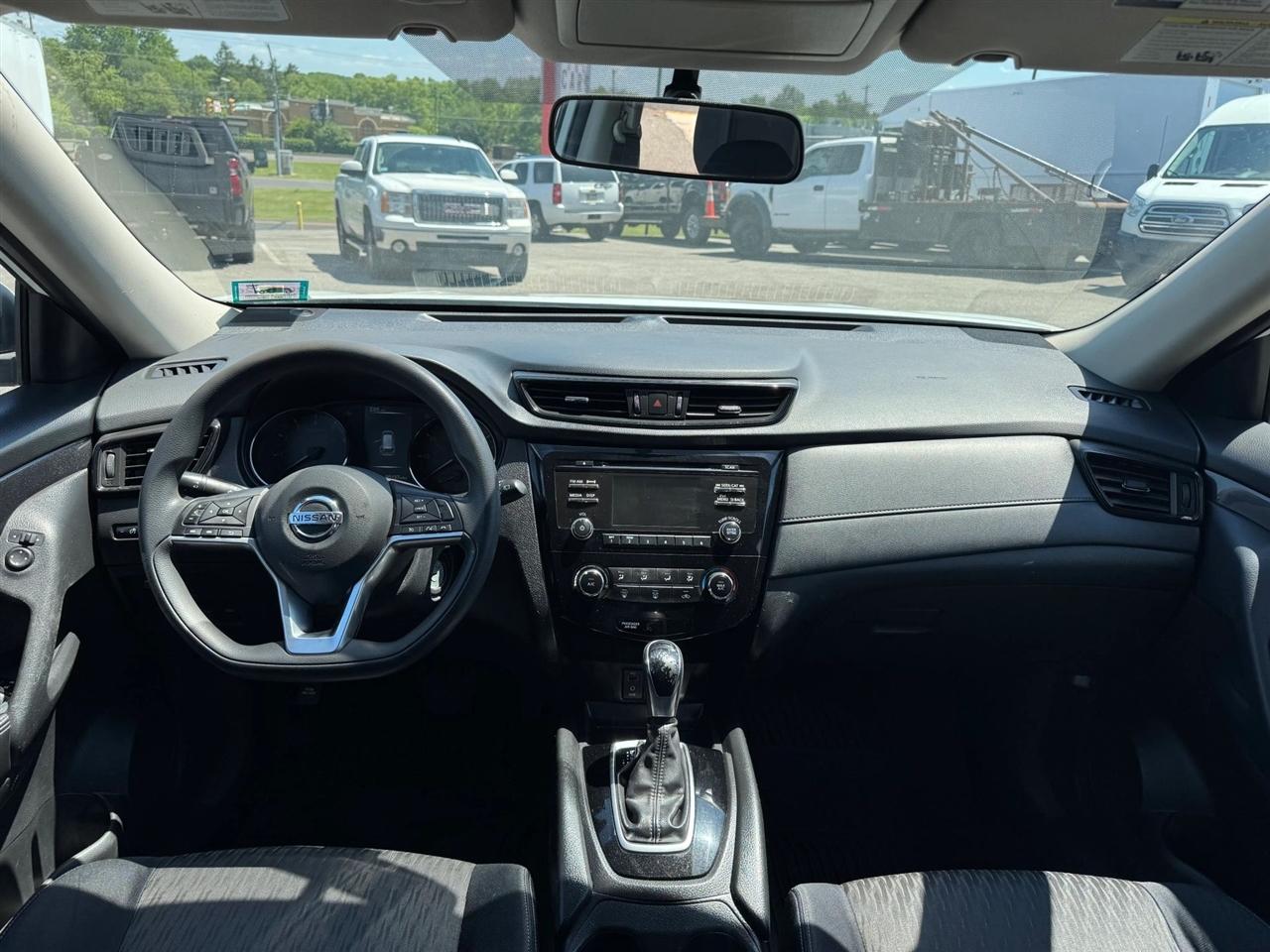 Nissan Rogue S AWD 2017