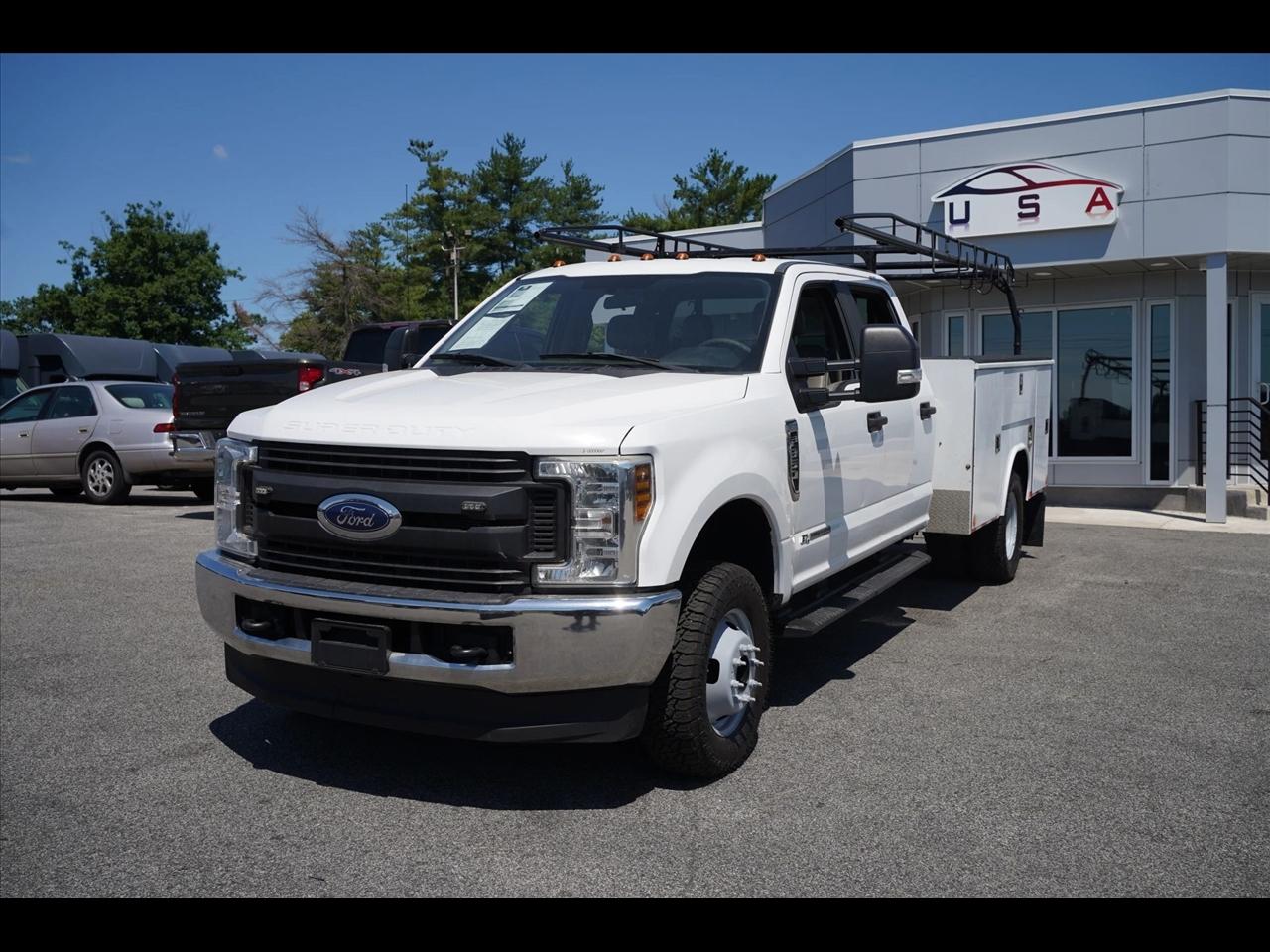 Ford F-350 SD XLT Crew Cab Long Bed DRW 4WD 2019