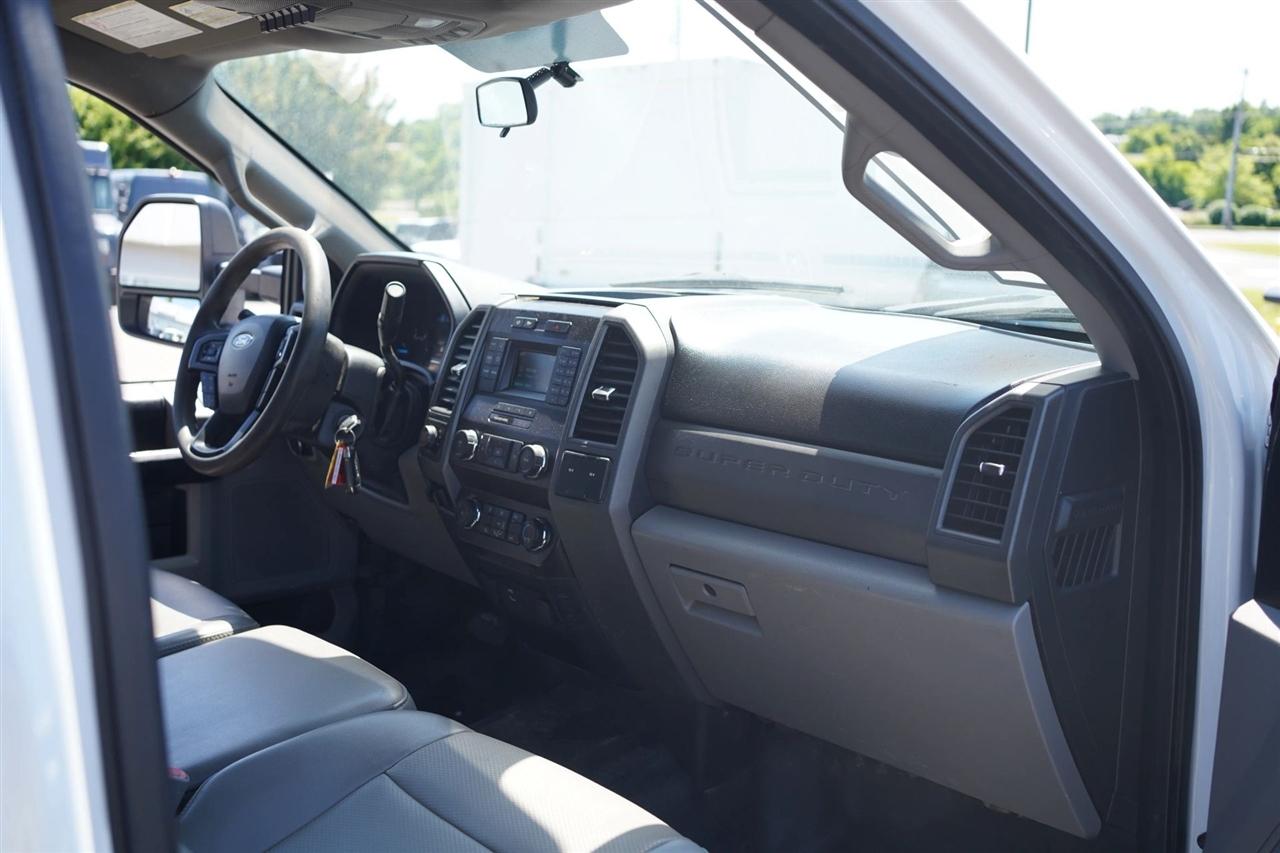 Ford F-350 SD XLT Crew Cab Long Bed DRW 4WD 2019