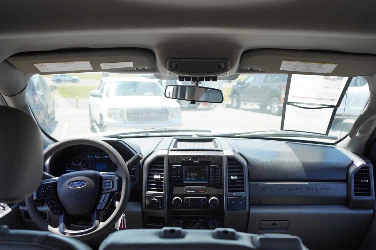Ford F-350 SD XLT Crew Cab Long Bed DRW 4WD 2019