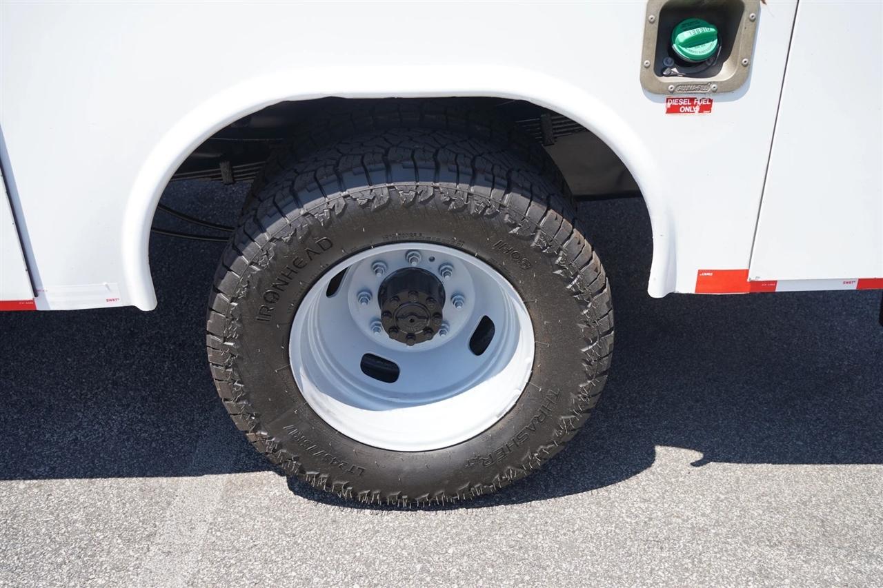 Ford F-350 SD XLT Crew Cab Long Bed DRW 4WD 2019